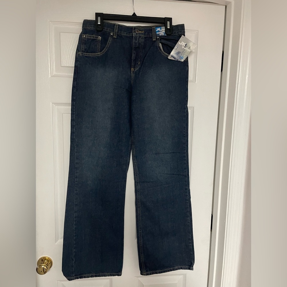 NWT- JK Indigo Boot Cut relaxed jeans size is 18 Husky and adjustable waist